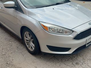 2018 Ford Focus SE - Primary Damage Right Image